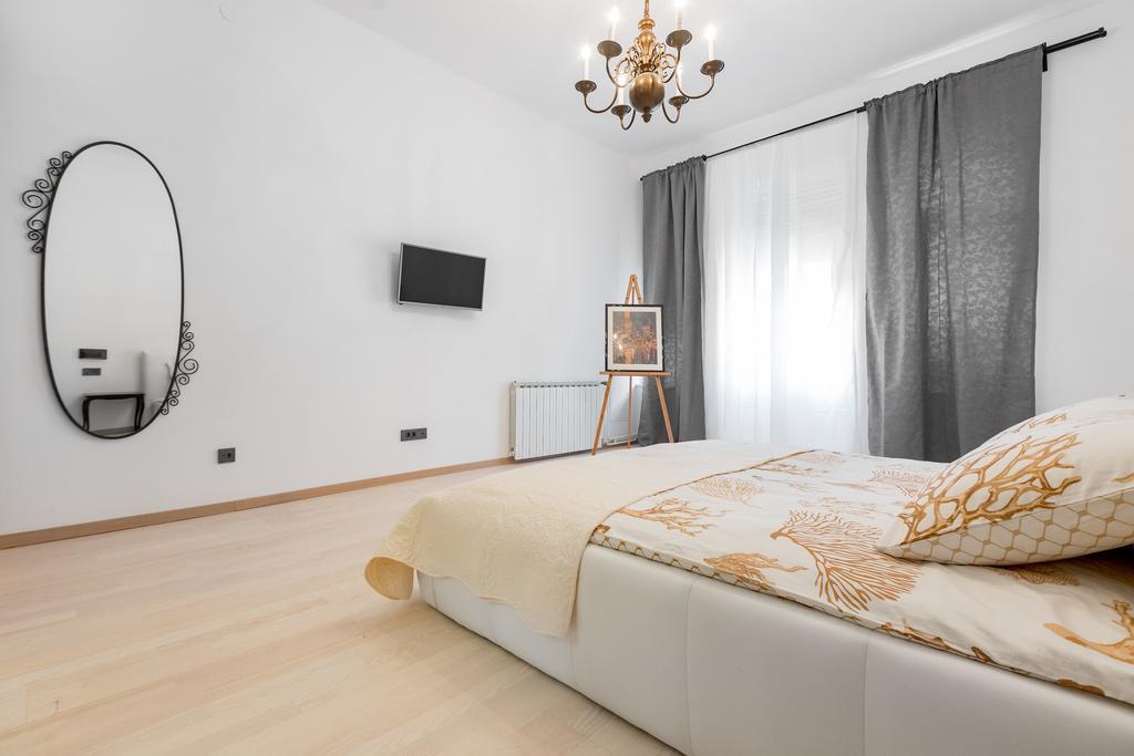 Apartment Amruseva Загреб Экстерьер фото