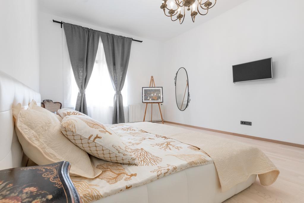 Apartment Amruseva Загреб Экстерьер фото